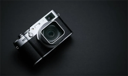 Squarehood Motlusskydd - Fujifilm X100 Silver Clear glas